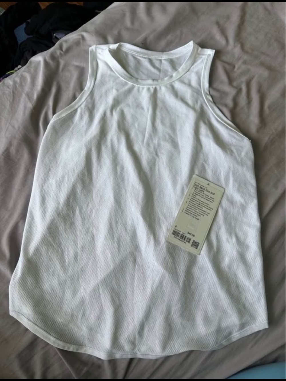 Lululemon high neck run and train tank